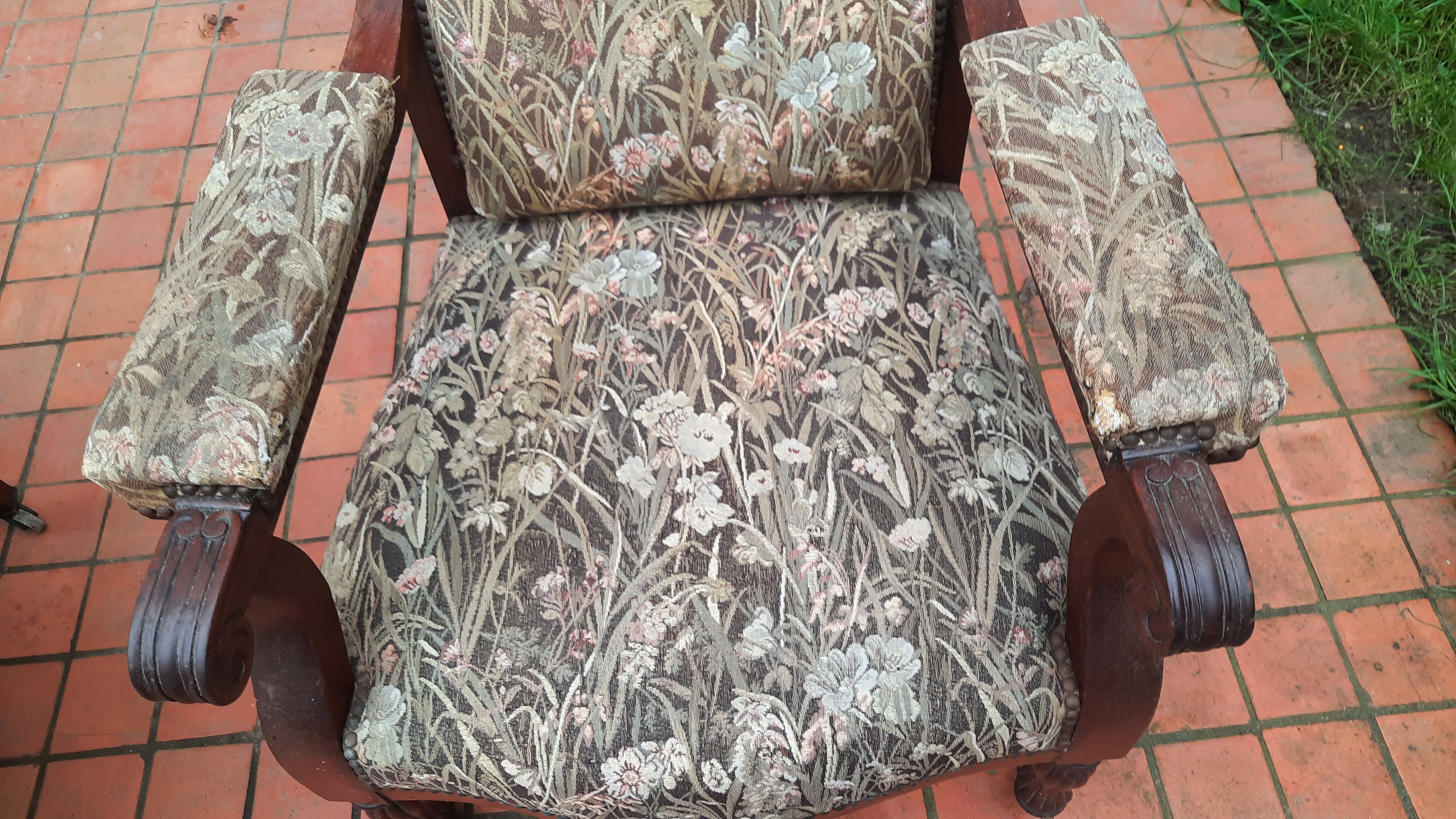 Paire de fauteuils style Louis Philippe