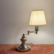Vintage table lamp in woven rattan, honey colour & beige lampshade –