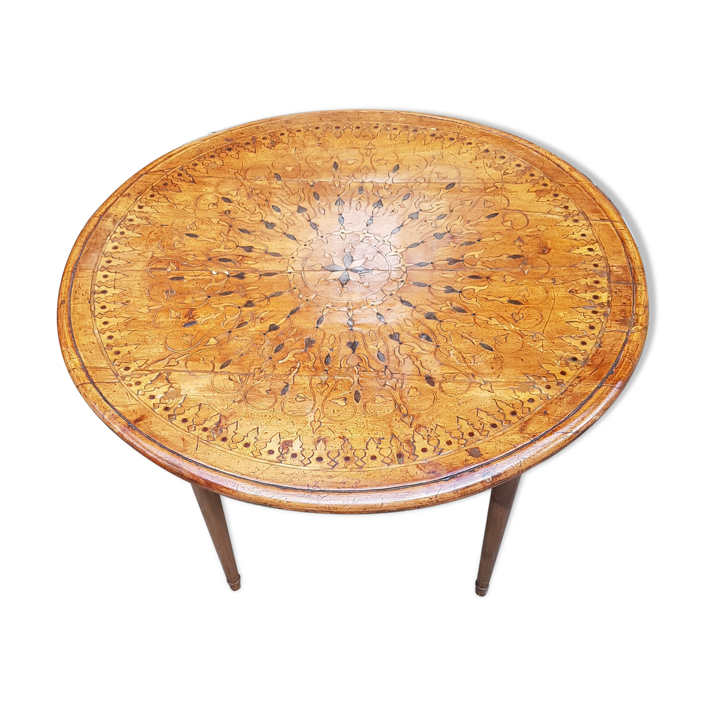 Table basse en marqueterie  vernie