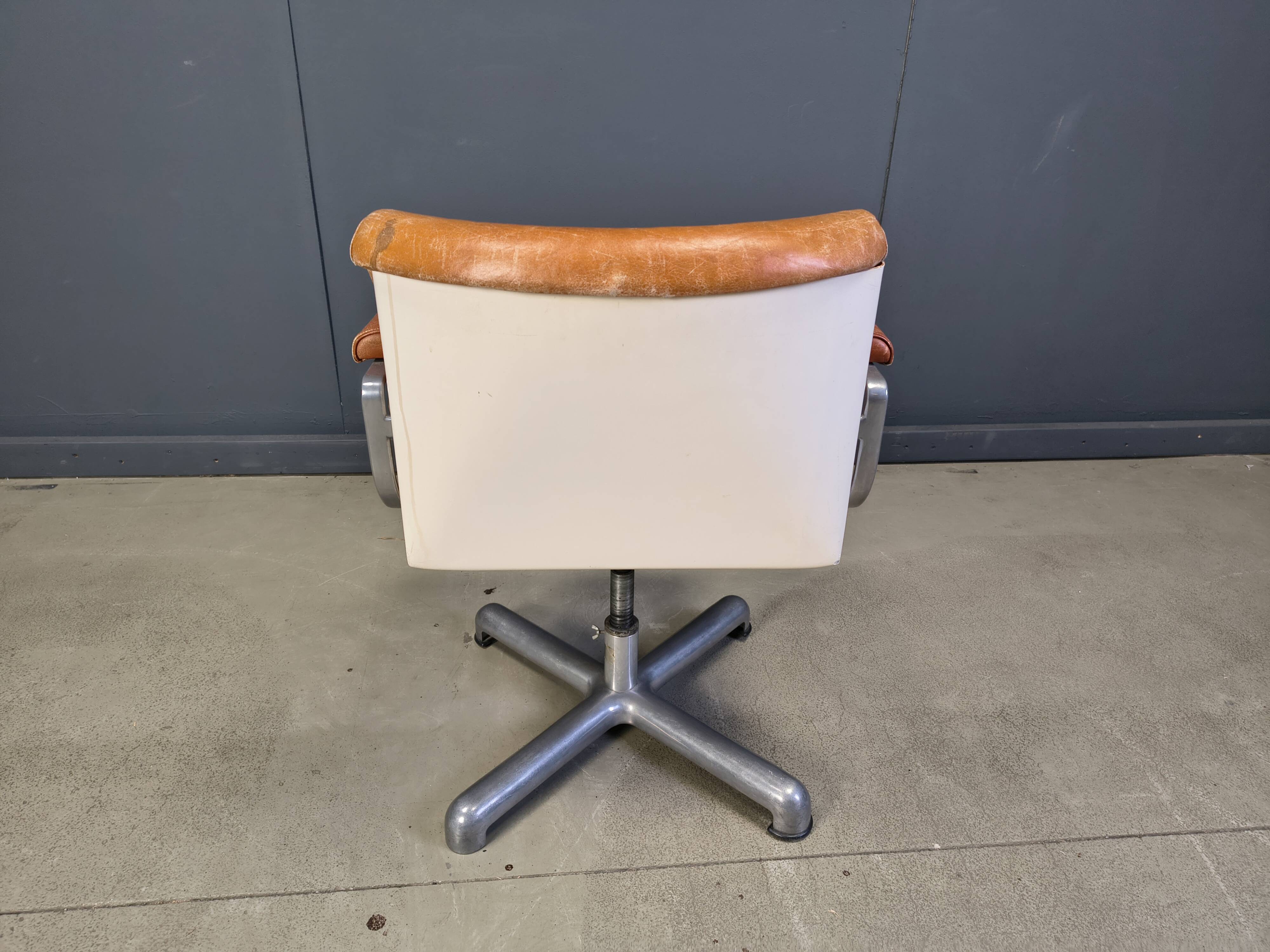 Italian modern steel & leather office chairs by Ettore Sottsass, Poltronova 1970