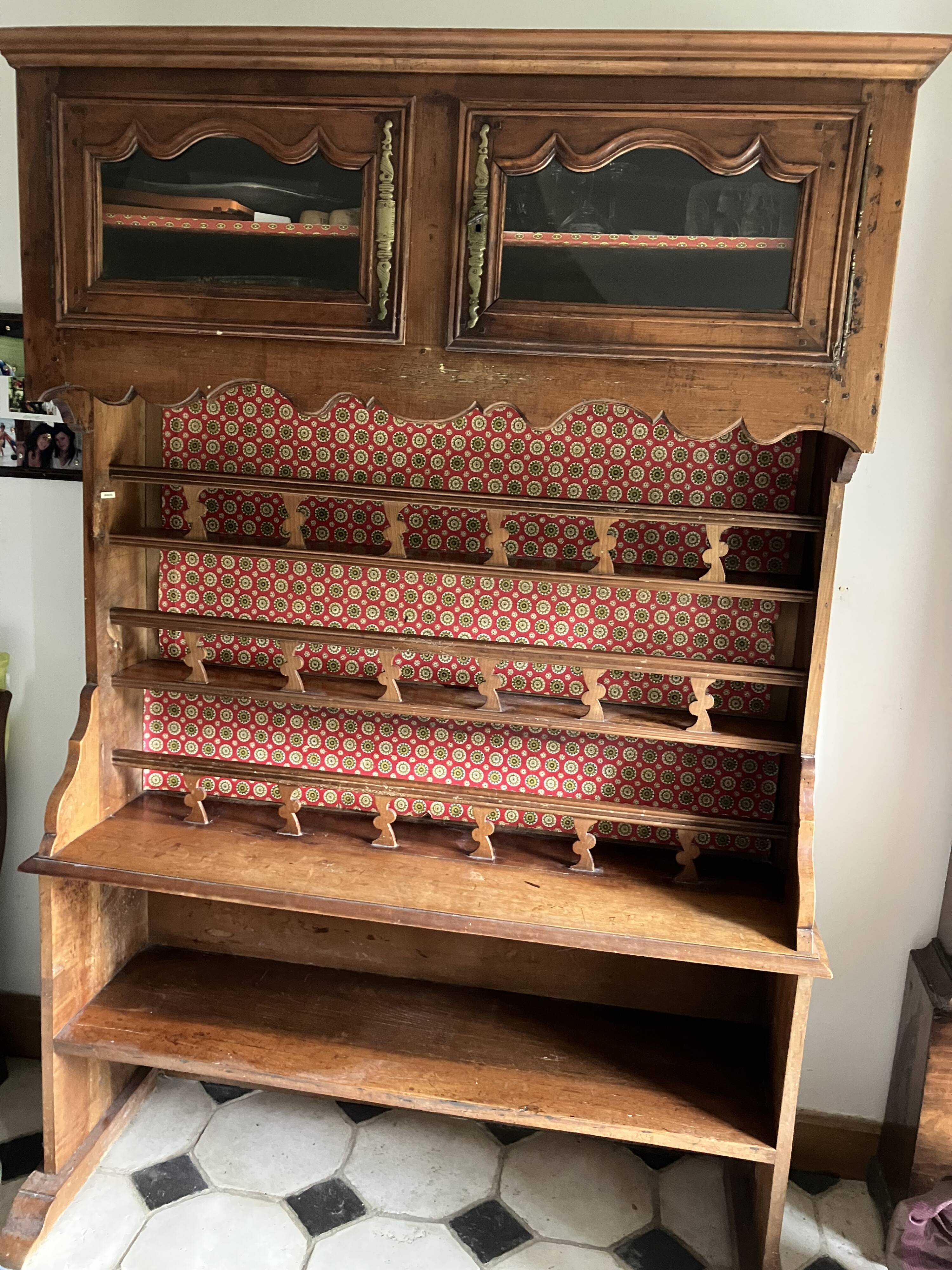Solid wood sideboard