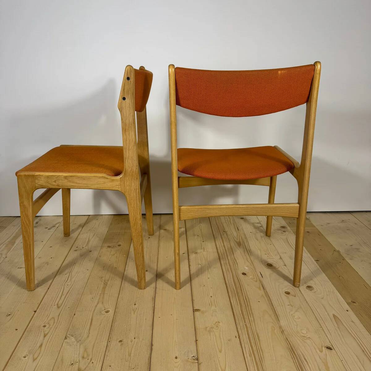 Set of 6 vintage Danish chairs from the 1960s – Mid-Century design