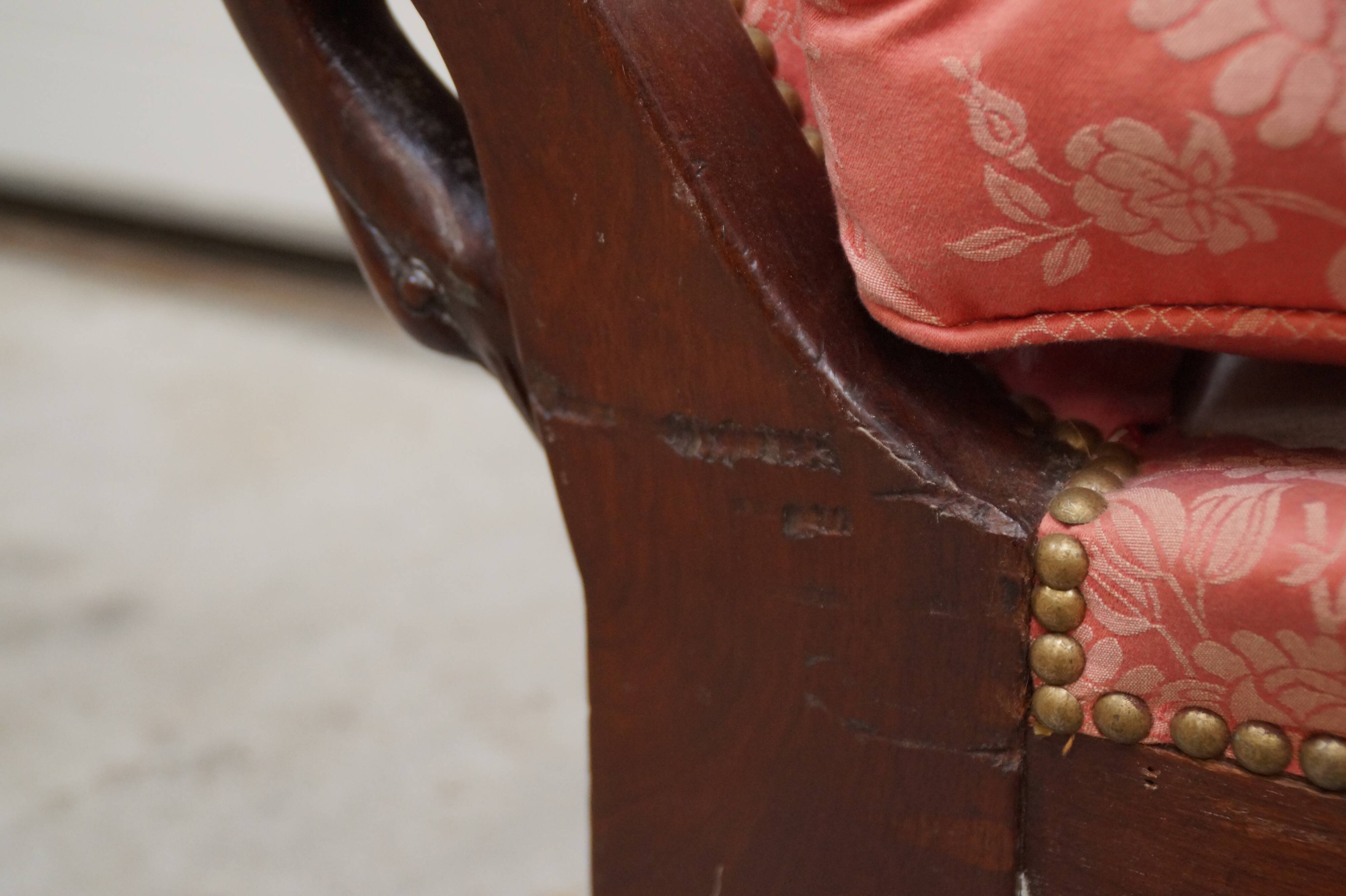 Mahogany swan neck meridian