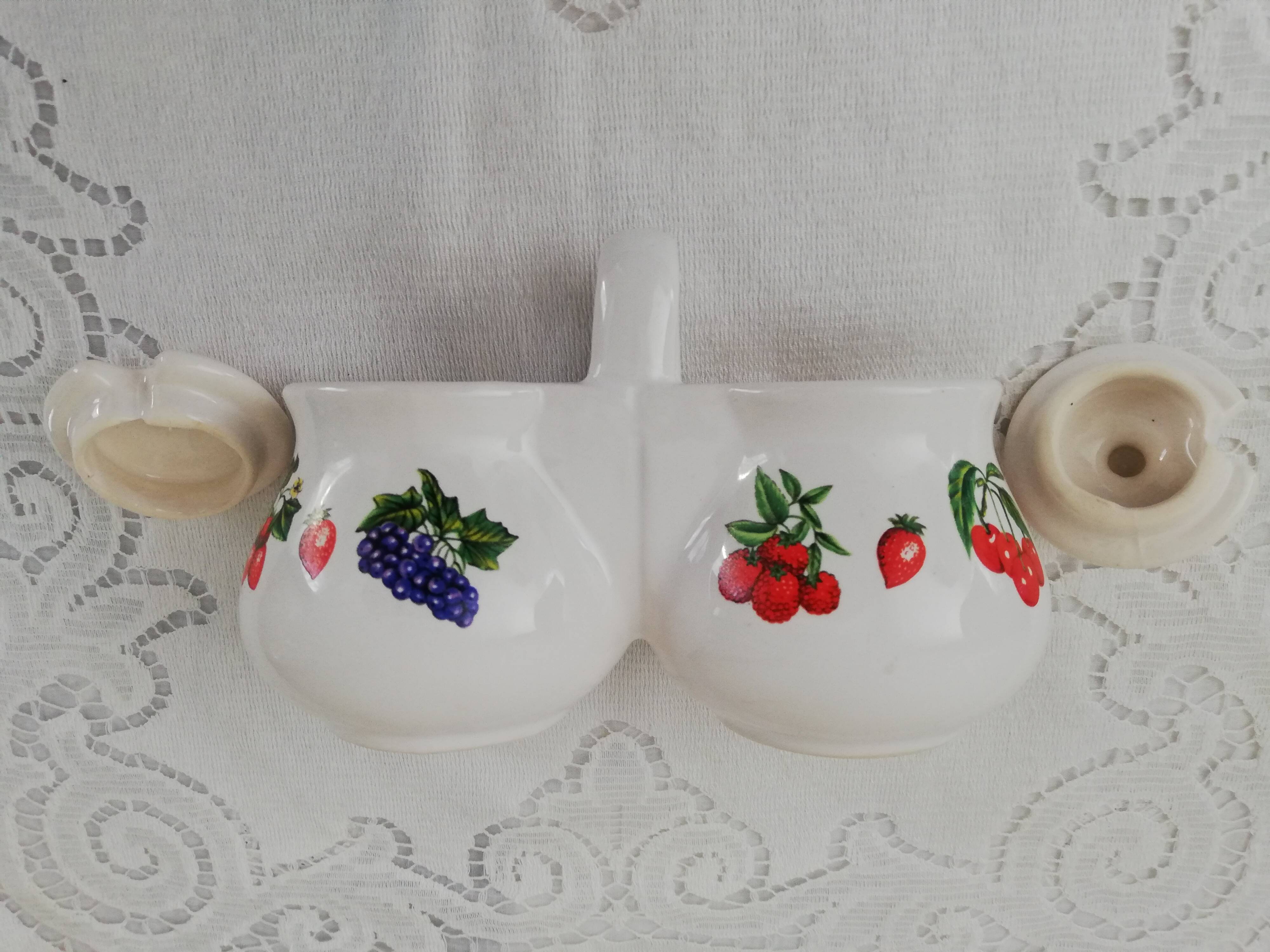 Set 3 large bowls and their sugar bowl, jam maker