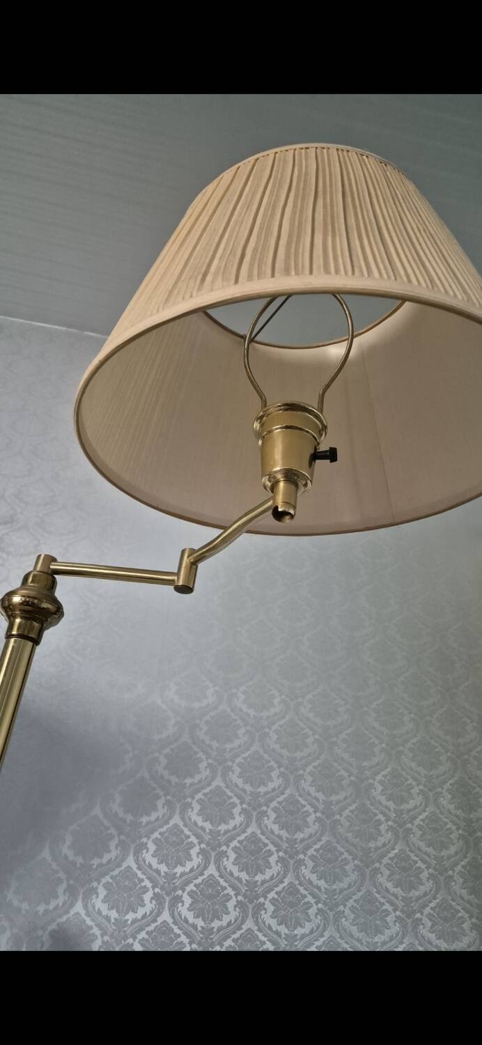 Vintage articulated lamp in gilded brass