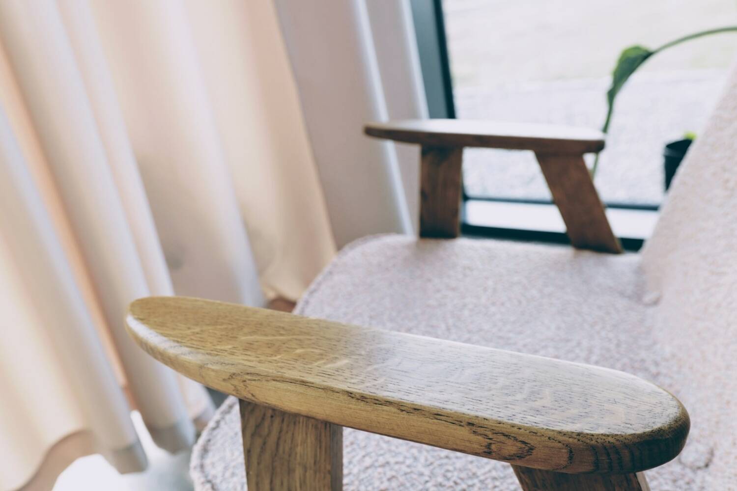 Vintage armchair in oak wood with powder pink boucle design by Chierowski.