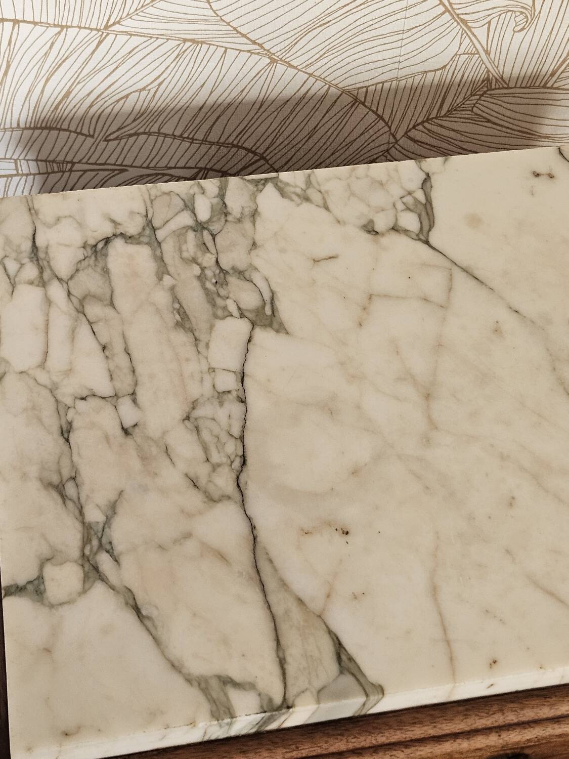 Art Deco bedside table in walnut and marble