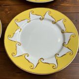 Flat plates model Follement by Christian Lacroix