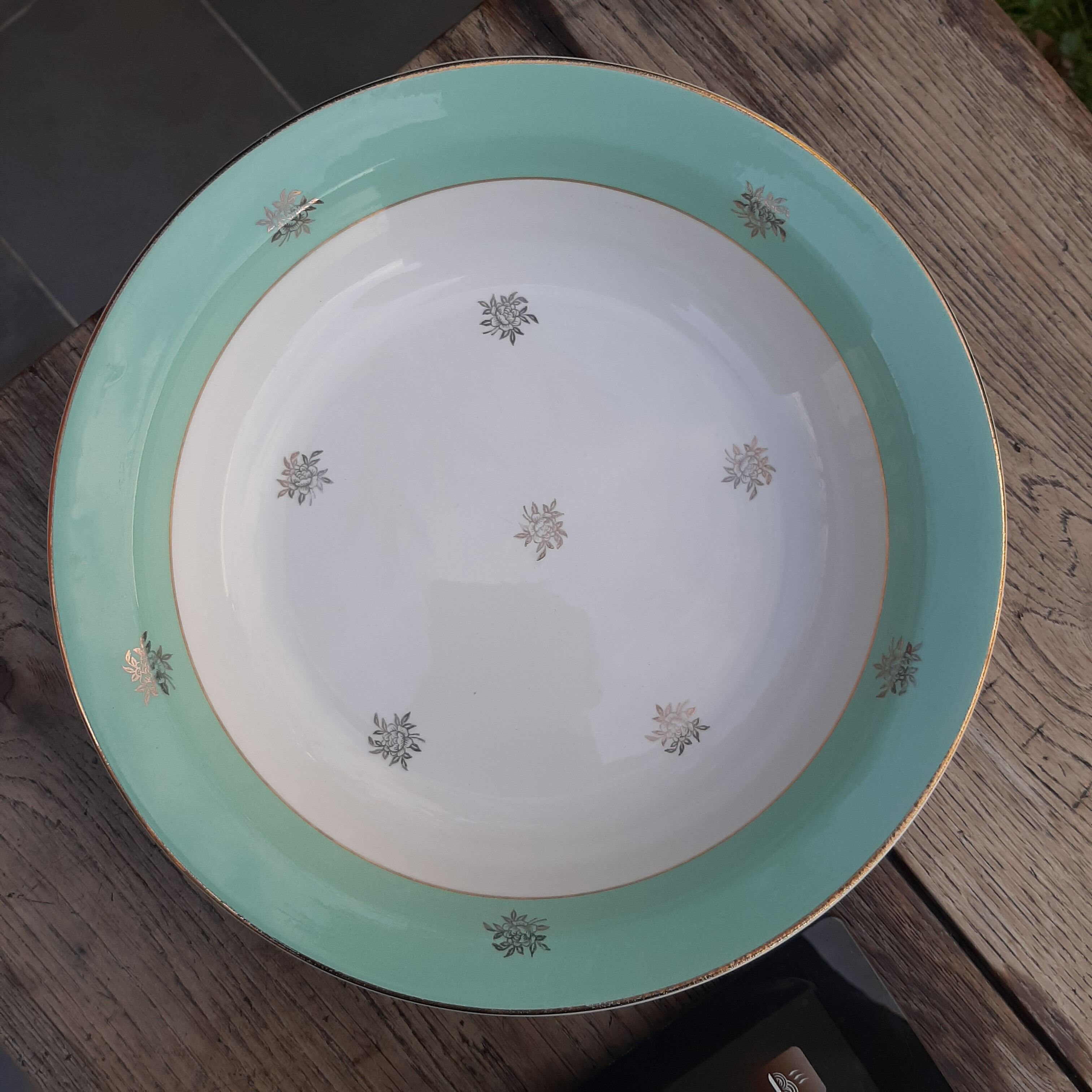 Green hollow dish mint Moulin des Loups