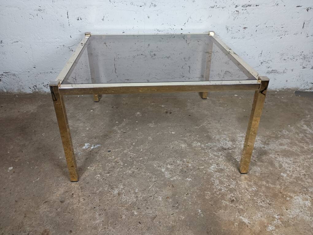 Table basse carrée chrome doré verre fumé années 70