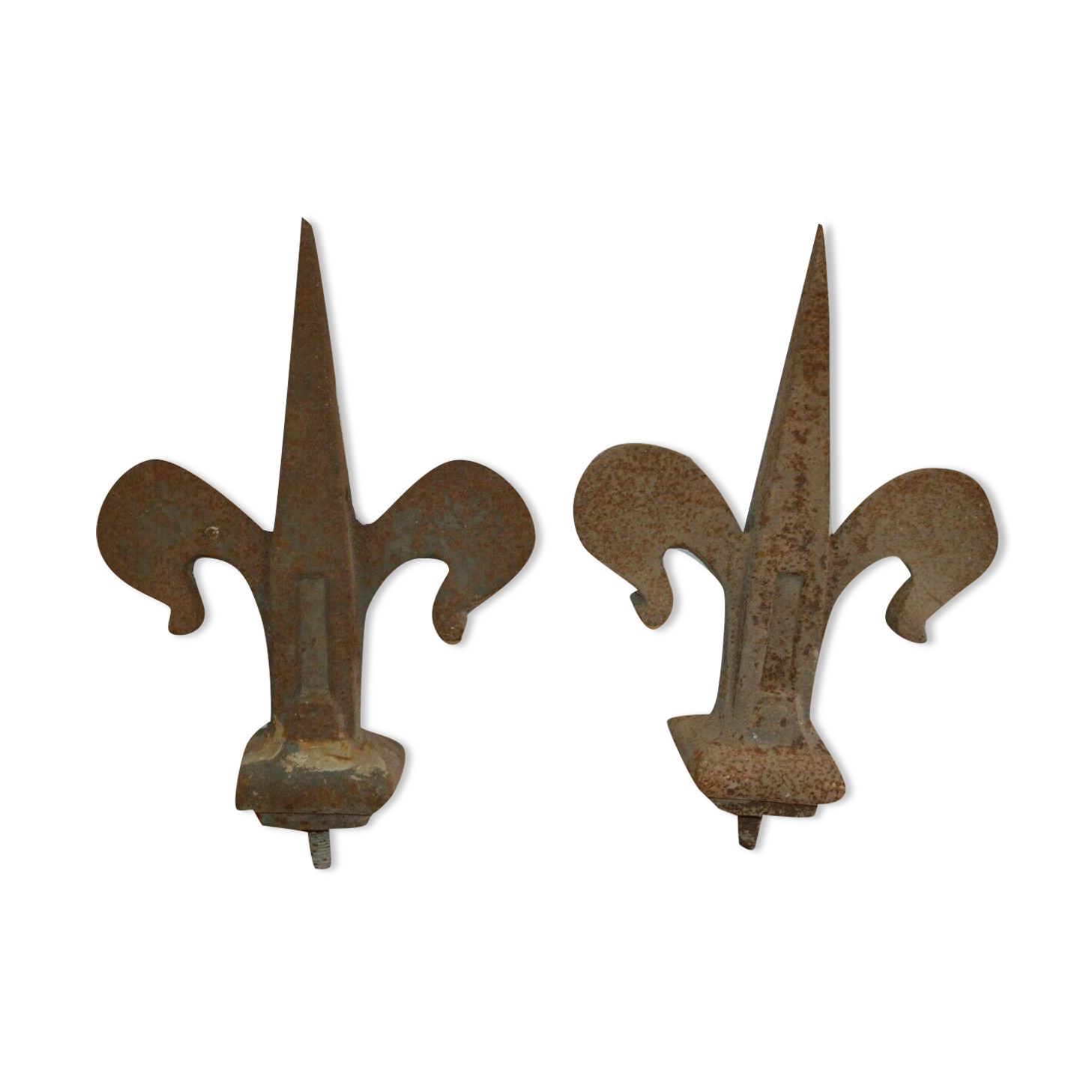 cast iron fleurs-de-lis (pair)