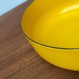 Yellow enamel bowl mid-century by Kaj Franck for Wärtsila Arabia, Finland, 1960s.