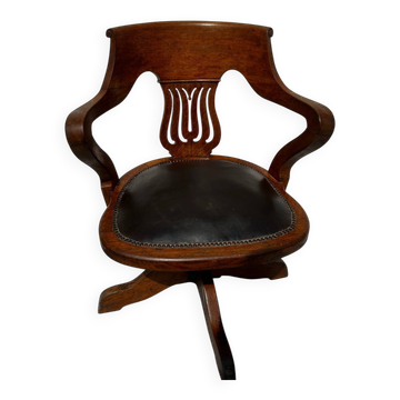 Milwaukee Chair Co. swivel office chair – leather and wood – circa