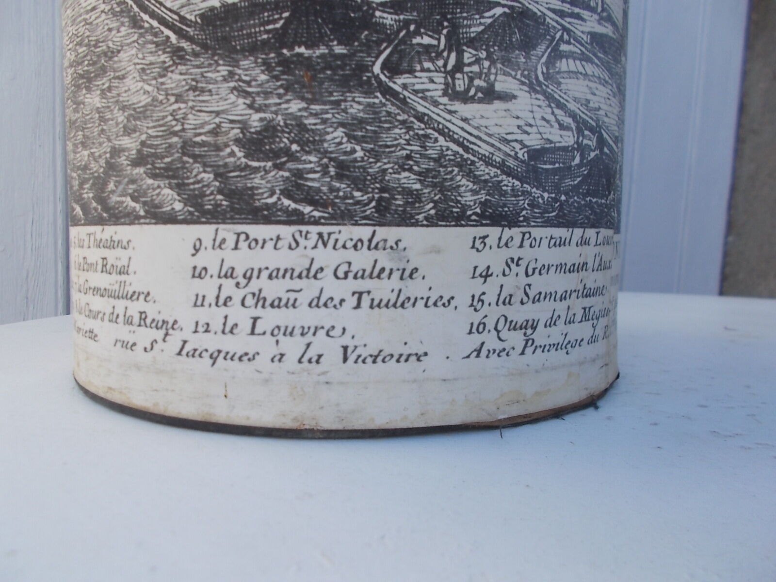 Vintage umbrella holder