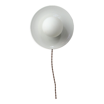Lampe murale en céramique blanche vintage