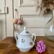Ceramic flower pot and lid