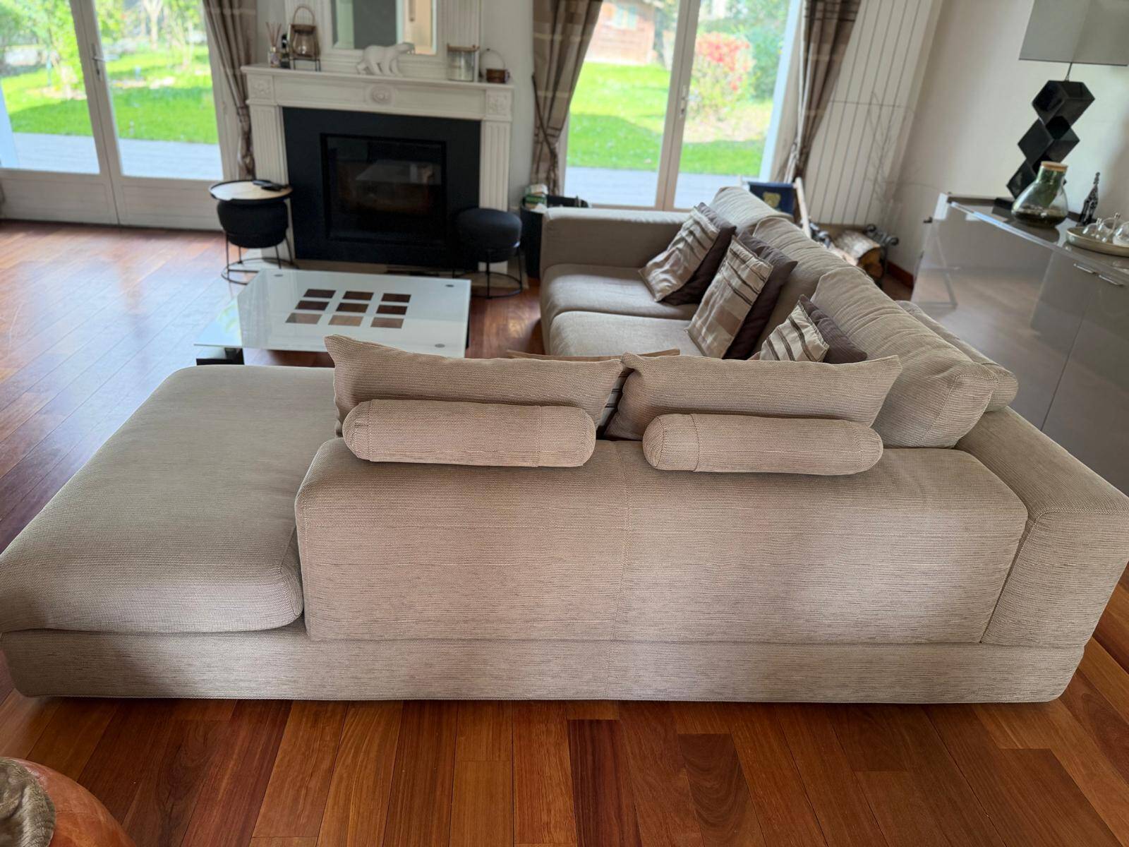 Corner sofa