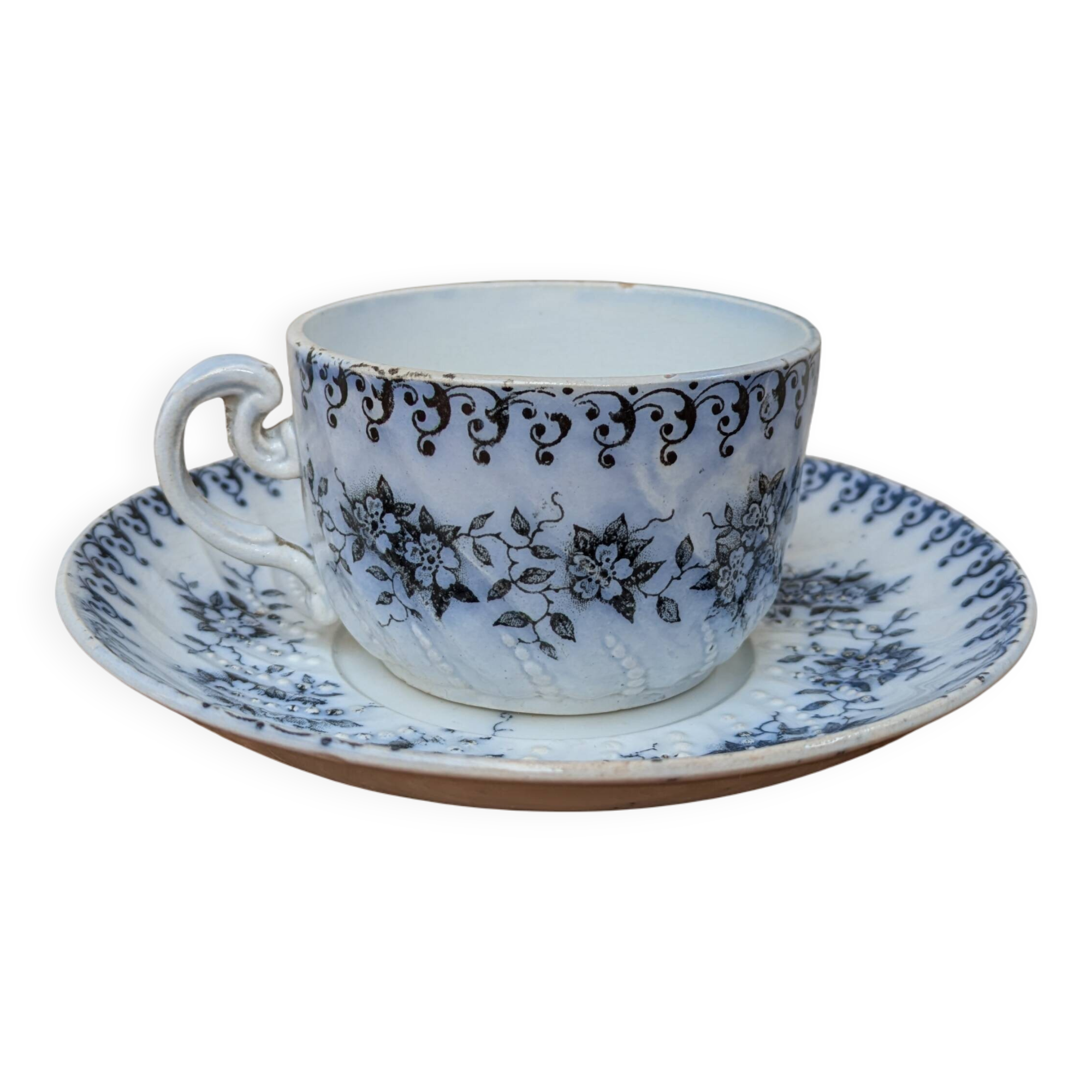 Antique coffee cup with saucer, Saint Amand and Hamage, Jeannette model