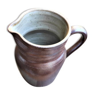 GRES PITCHER