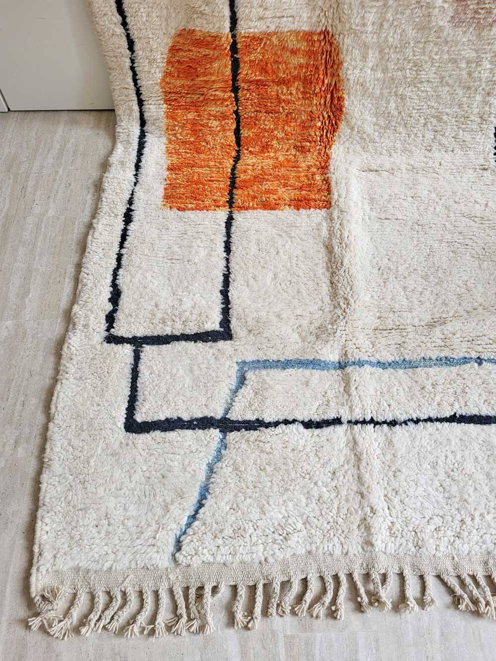 Béni Ouarain rug, geometric terracotta, pink and blue pattern