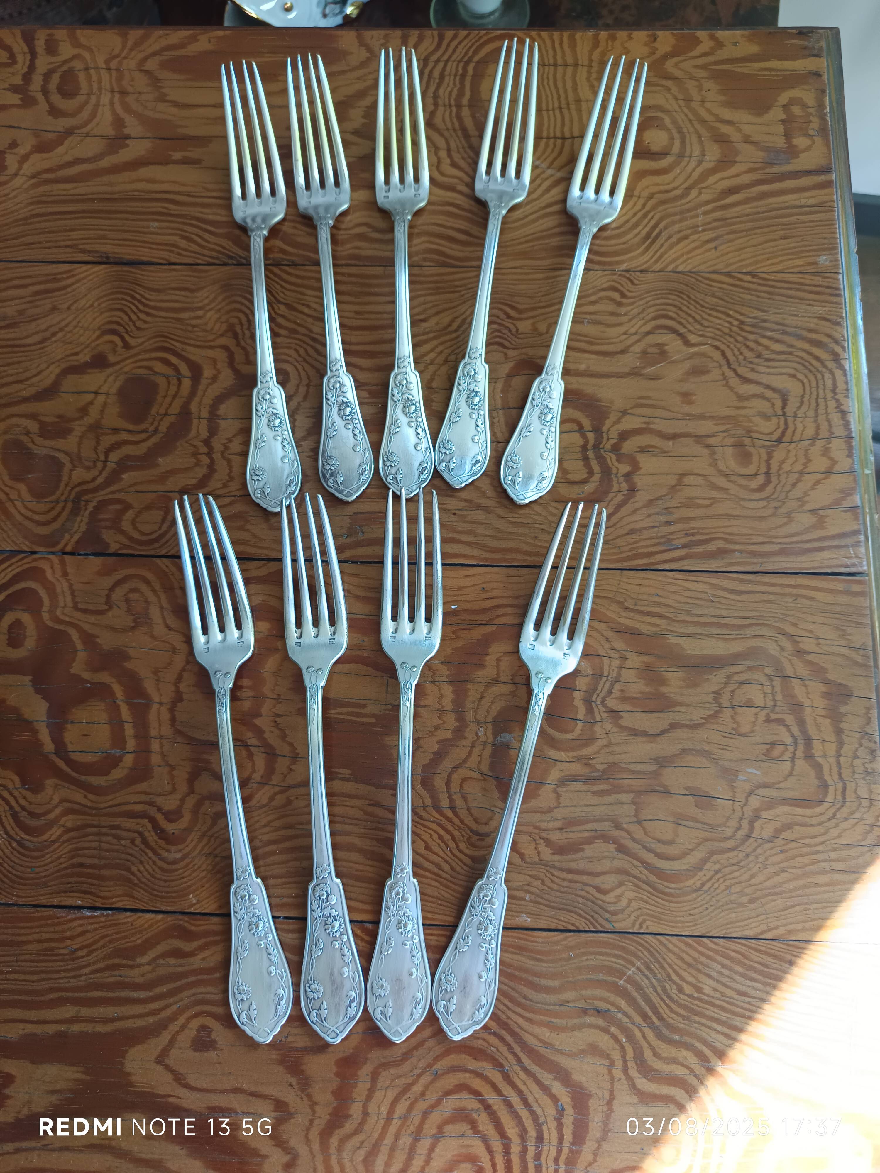 9 silver-plated Art Nouveau forks 1900-1920 with daisy decoration