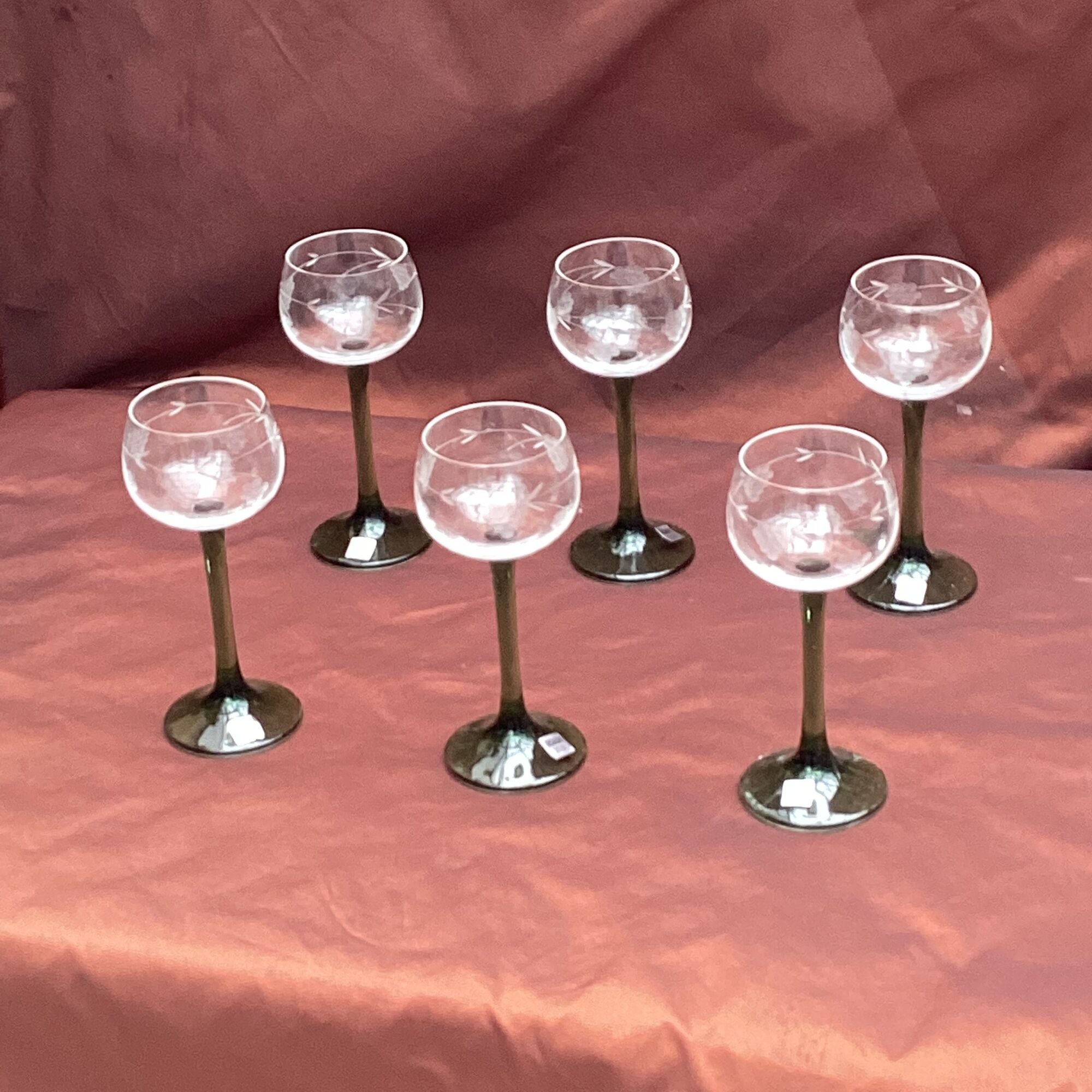 Set of six Riesling wine glasses from the 1970s, dimensions: H-17 cm-D-6.5 cm-