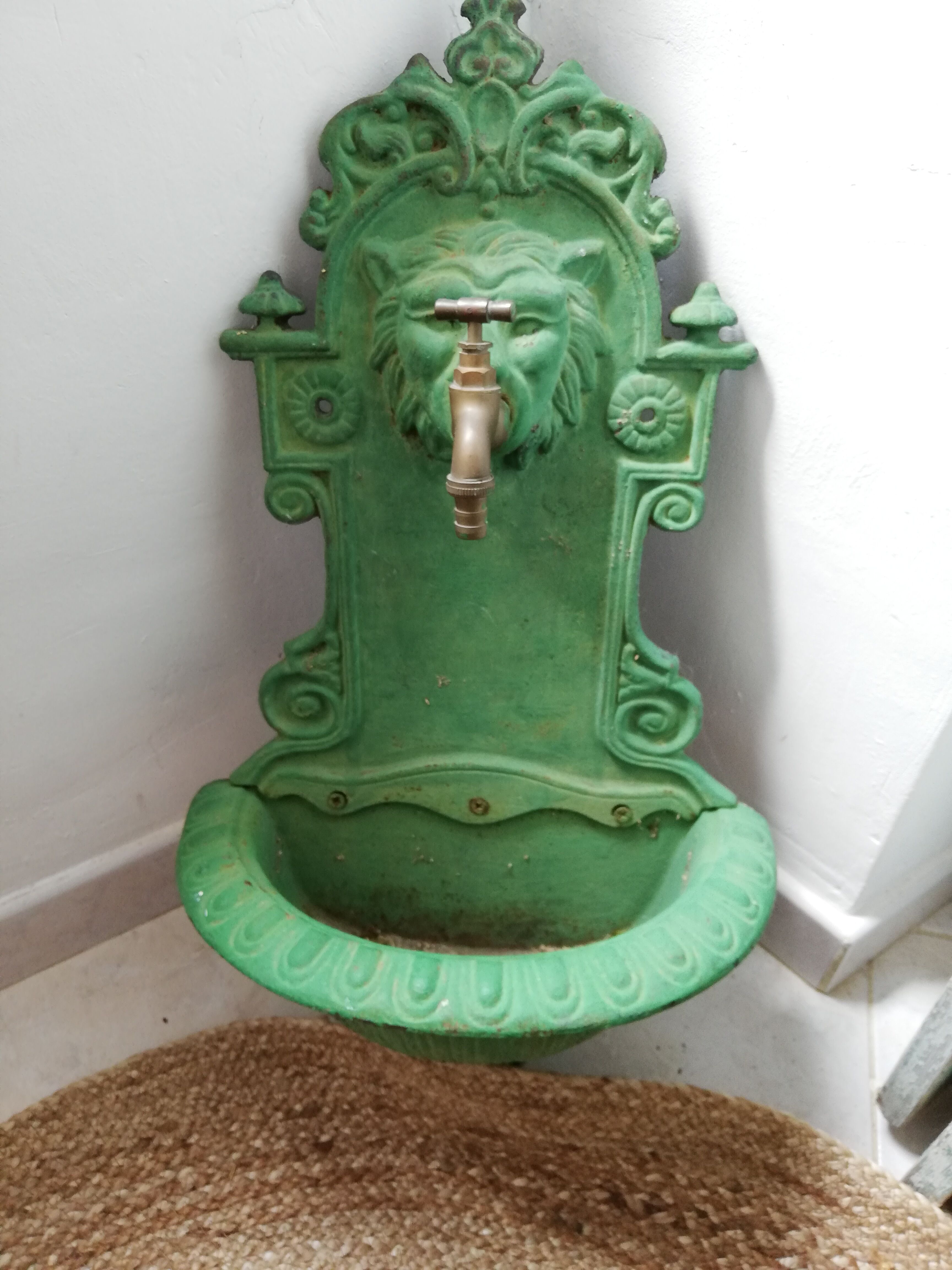Cast-iron fountain