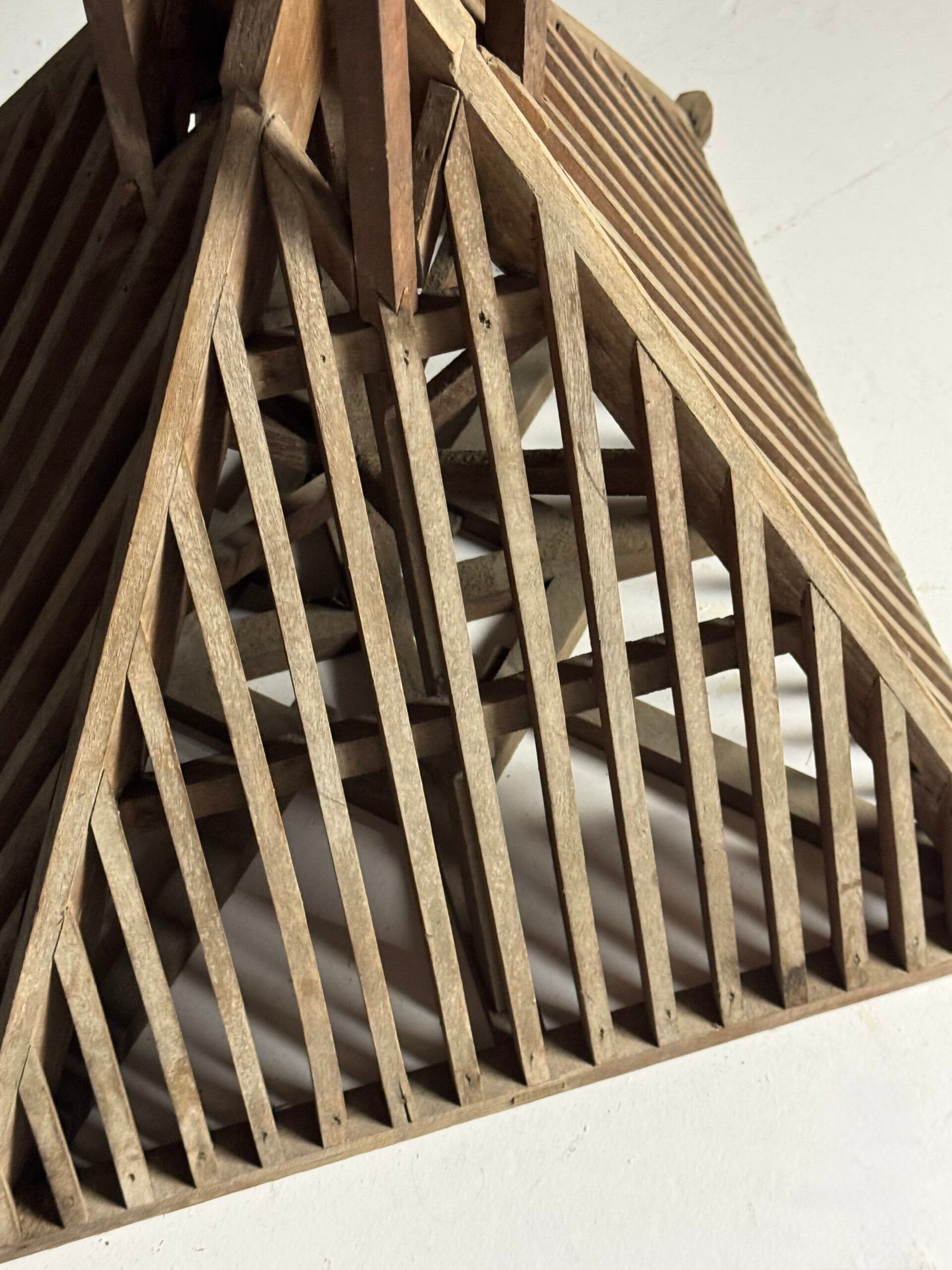 Masterpiece piece, roof construction