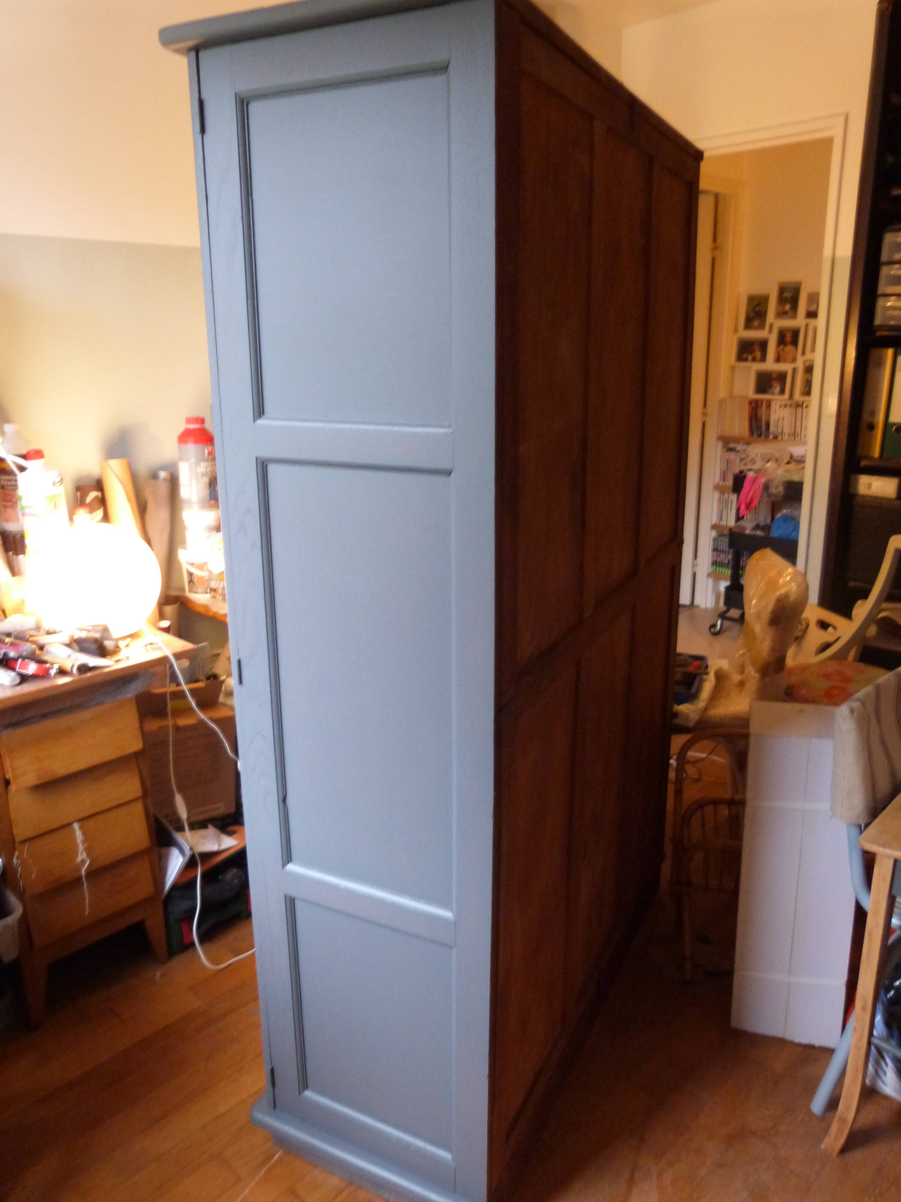 Armoire parisienne
