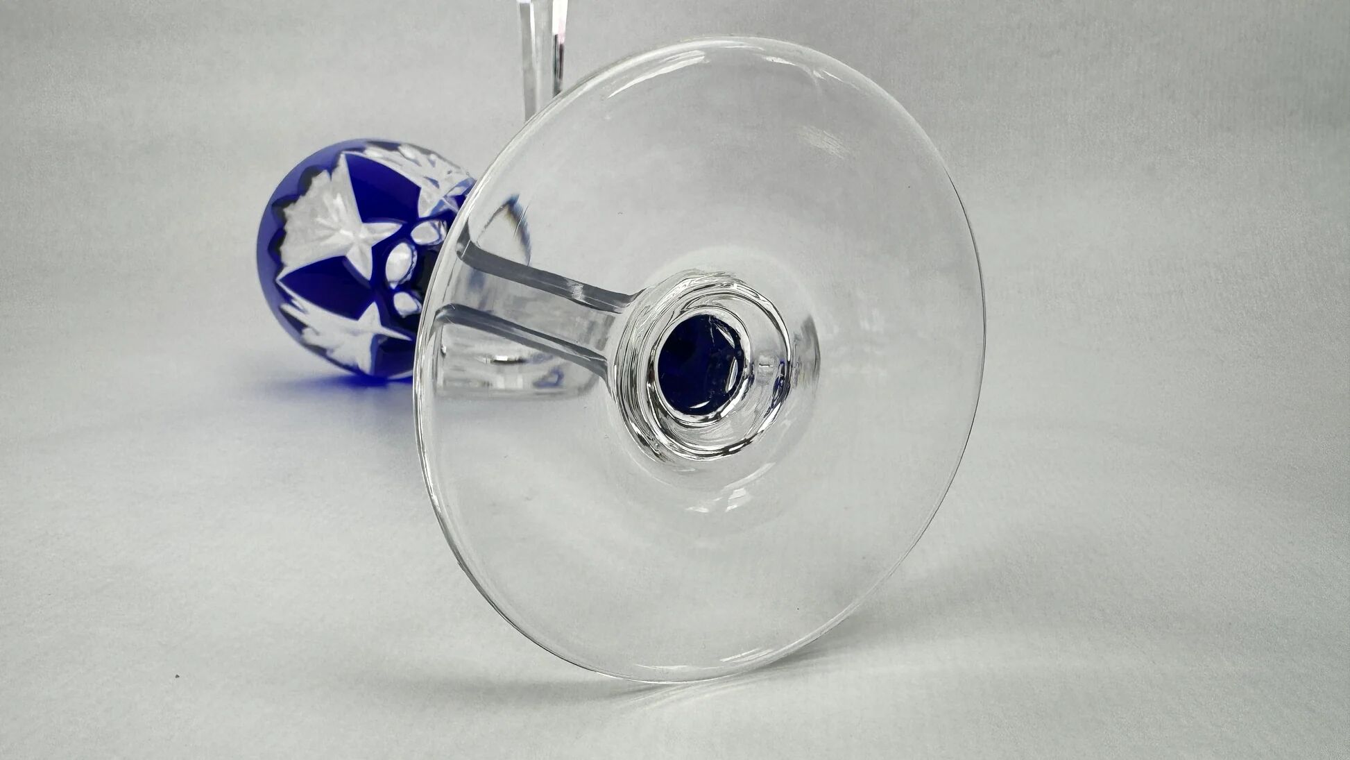 Saint-Louis, 6 verres modèle Monaco en cristal de couleur, 21,5 cm