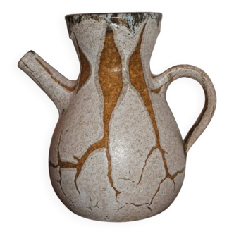 Accolay ceramic pitcher