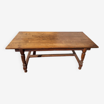 Colonial Farm Table Style Dining Table