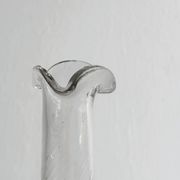 Carafe en verre soufflé torsadé avec bouchon