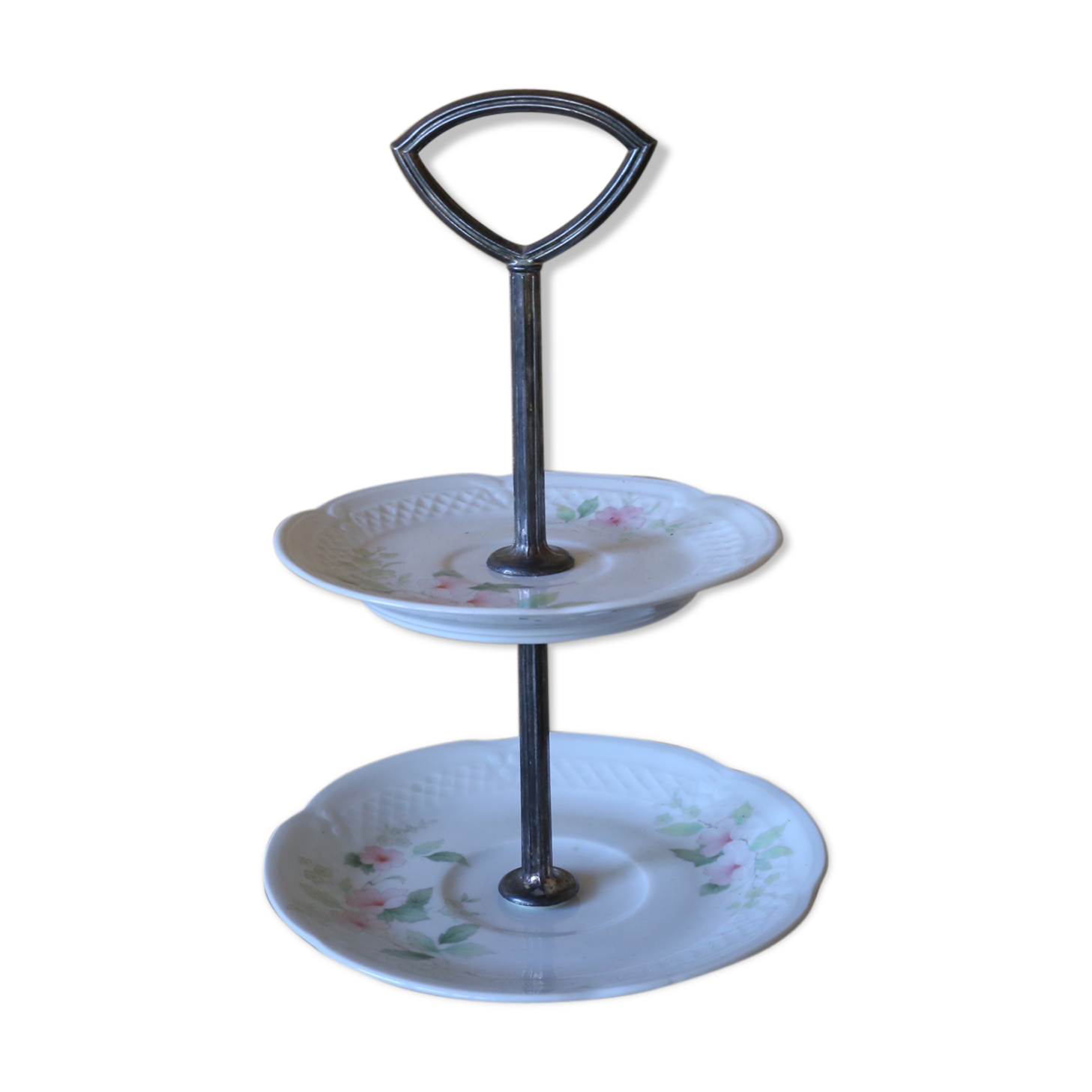 Vintage porcelain-floored dish