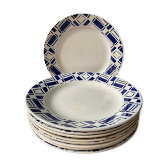 Lot de 9 assiettes plates en faïence St Amand