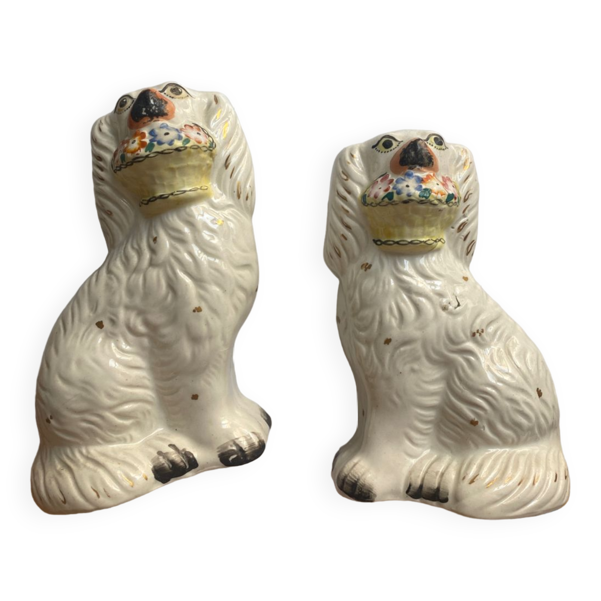 🐶 Pair of Staffordshire earthenware dogs