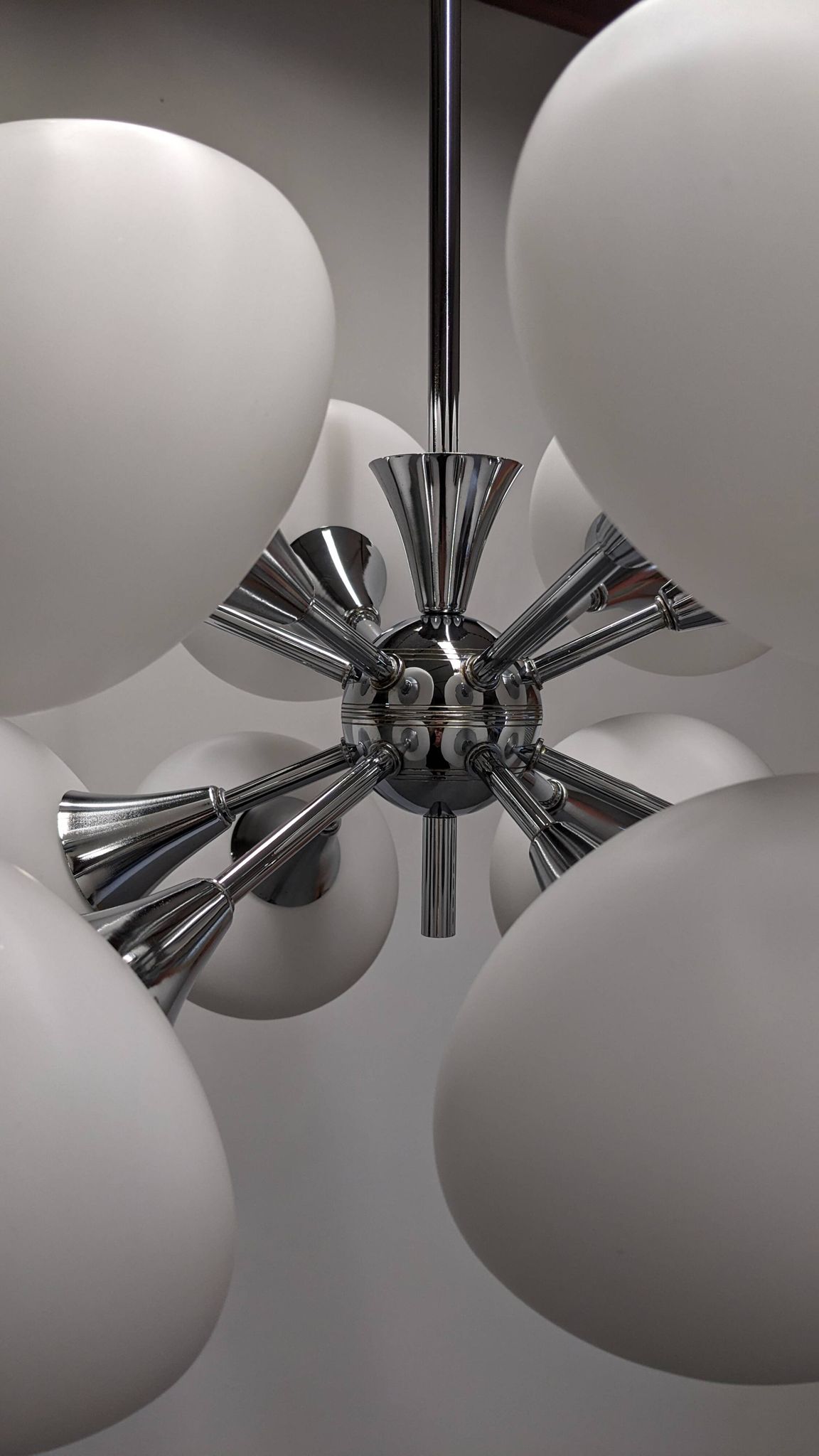 Sputnik chandelier with 12 frosted glass lights, Italy circa 1970.
