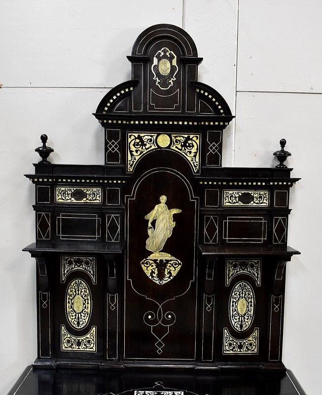 Ceremonial showcase in blackened pearwood, Napoleon III period - 1850