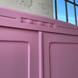 Pink knitted cabinet