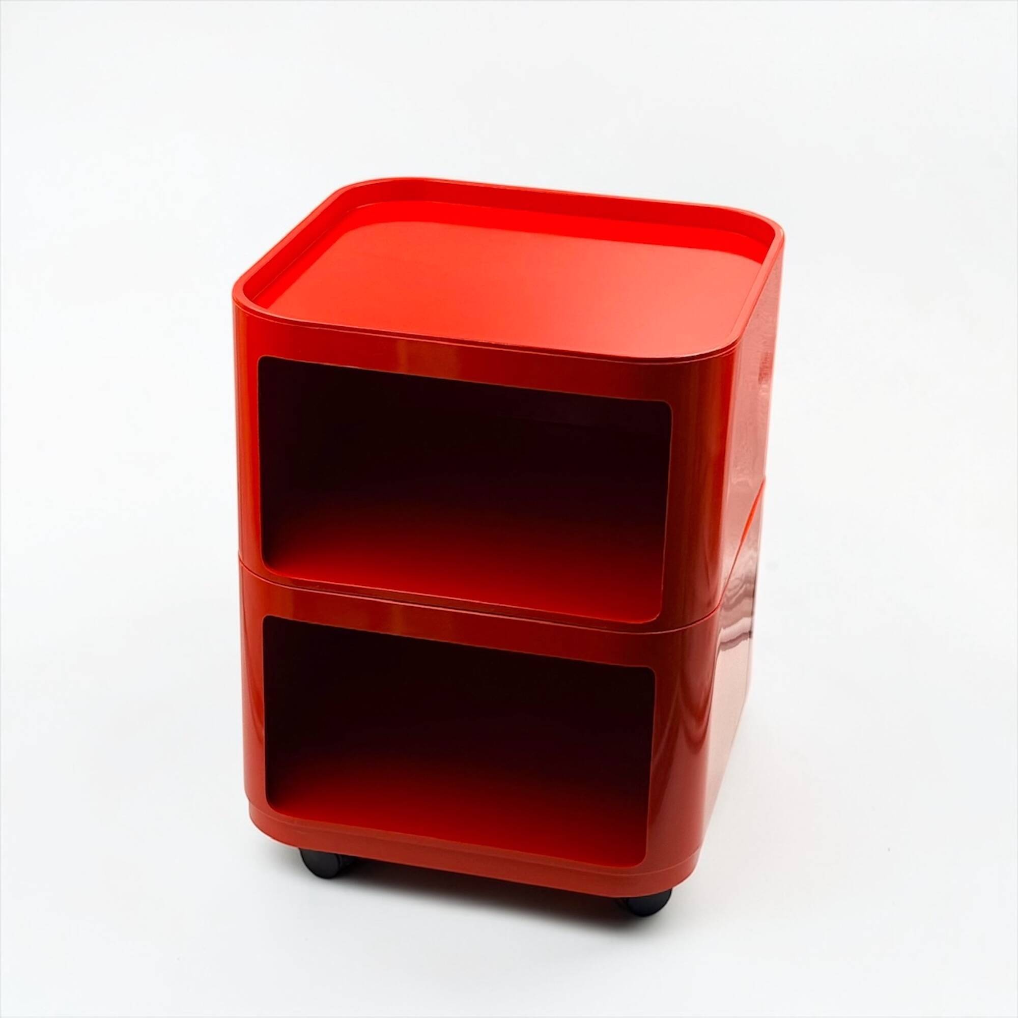 Module de rangement Kartell rouge design italien des années 70