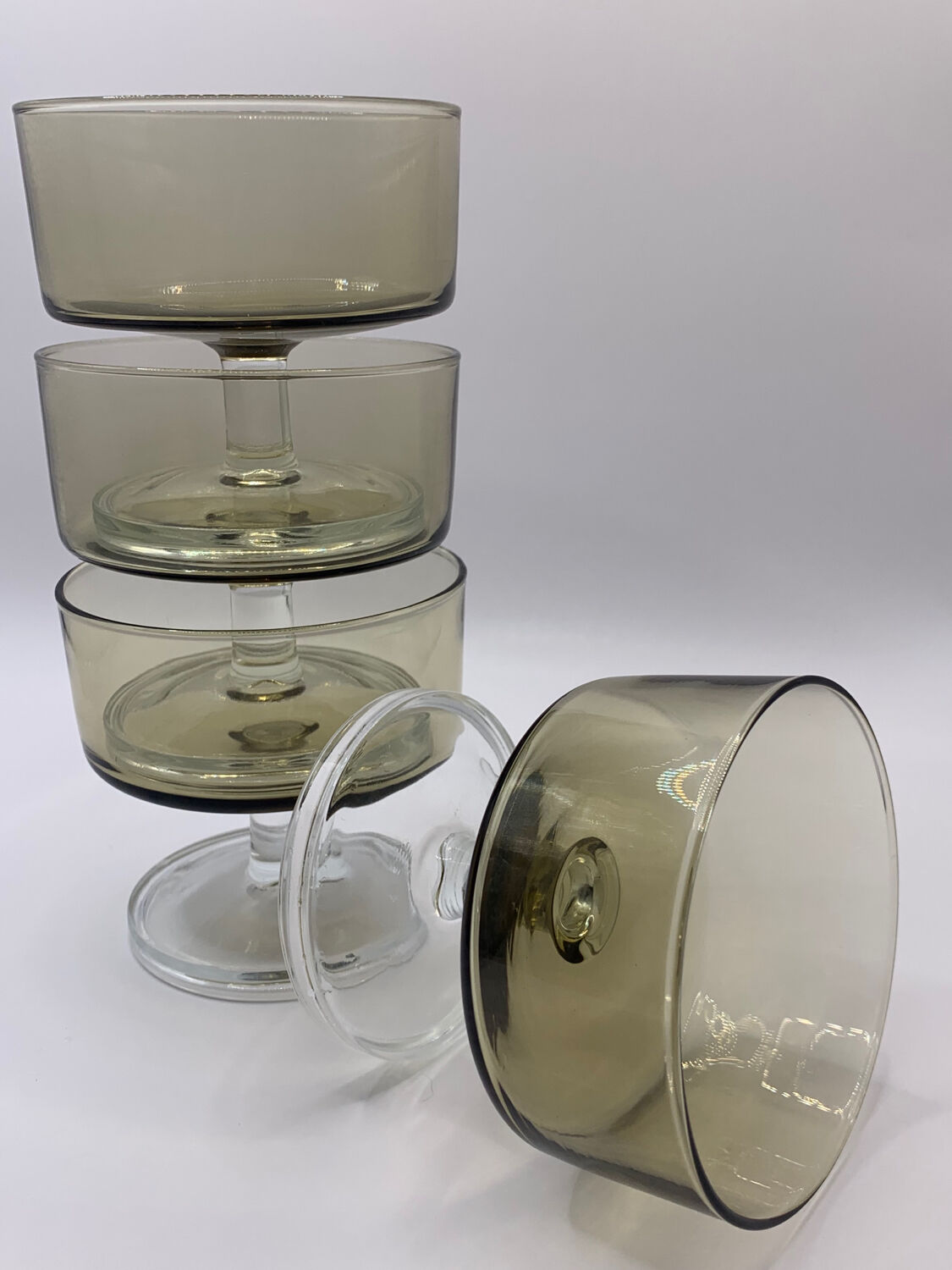 Ice cream or fruit sundaes