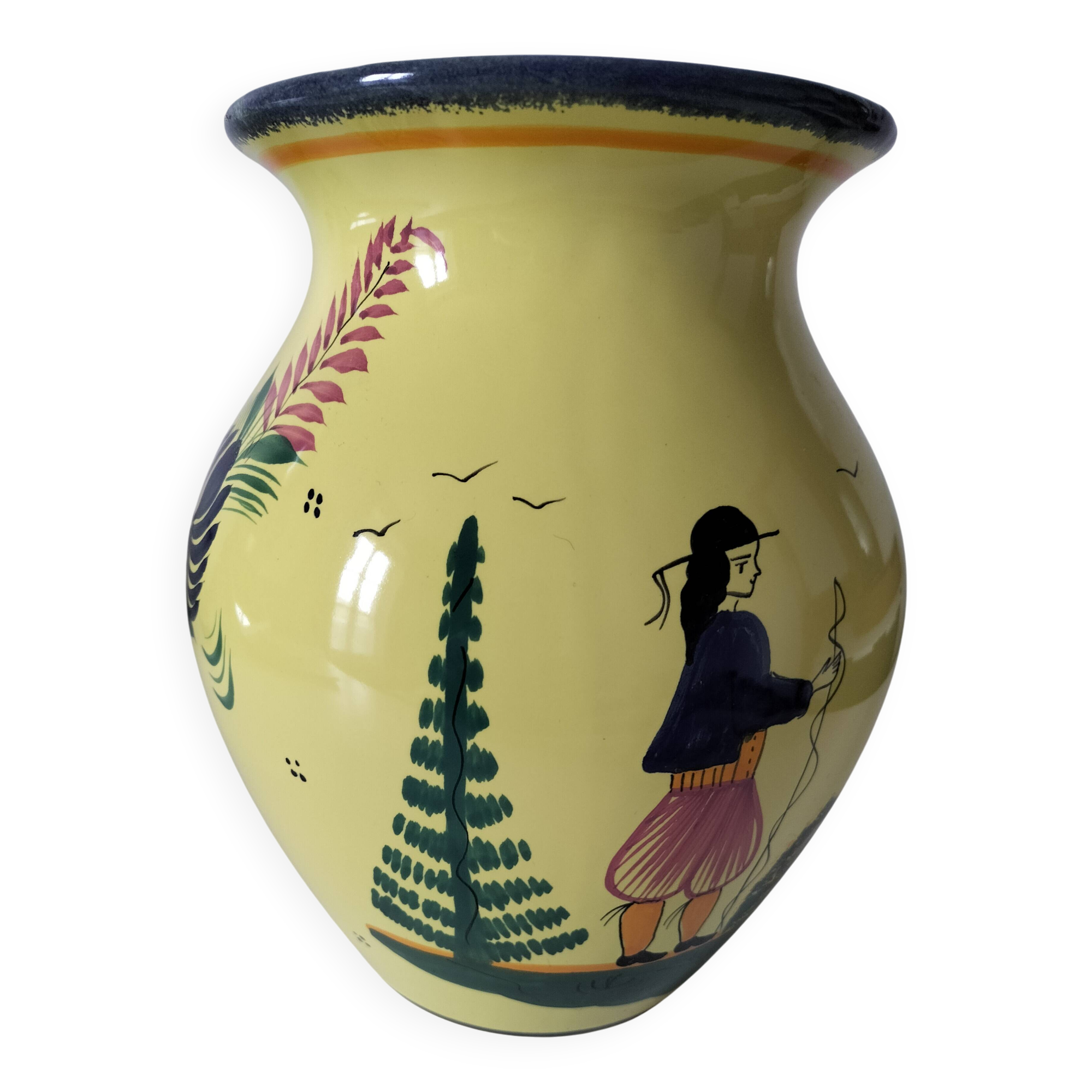 Quimper Henriot Vase – Rare mixed decoration (D.301 + monochrome) on a yellow background