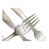 6 silver forks with flower pattern