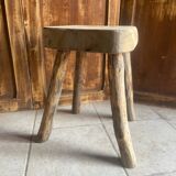 Tabouret ancien brutaliste en chêne massif