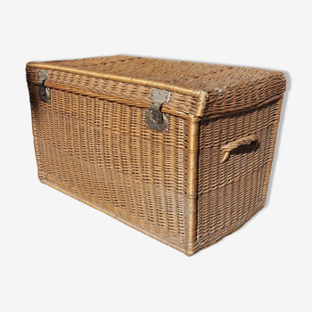 XXL wicker trunk