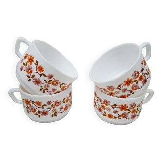 Set of 4 Arcopal small flower breakfast cups