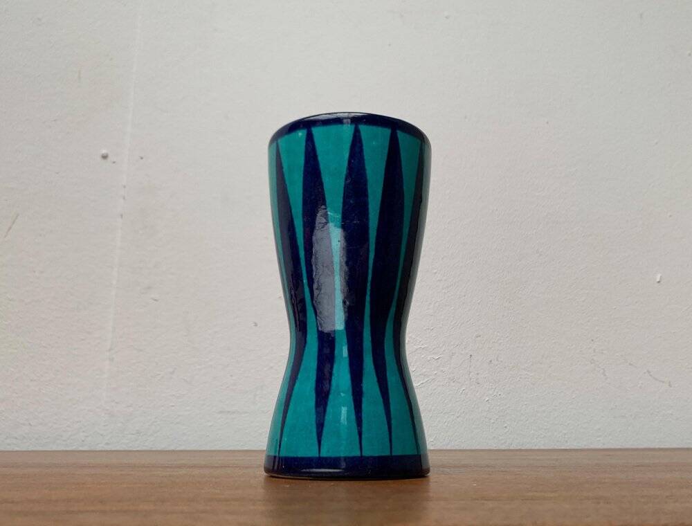 Vintage vase in West German pottery WGP by Scheurich, 1970s.
