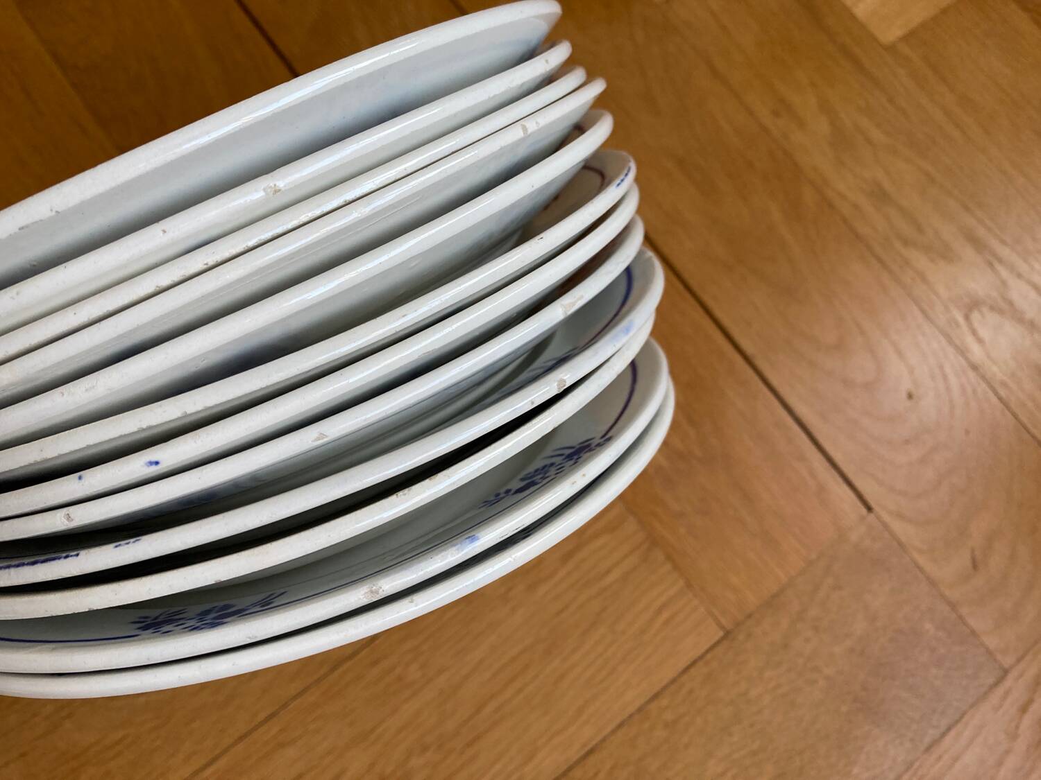 Saint Amand dessert plates blue flowers