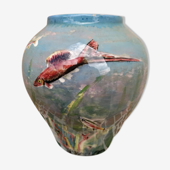 Maryjan Saturnino's small fish vase