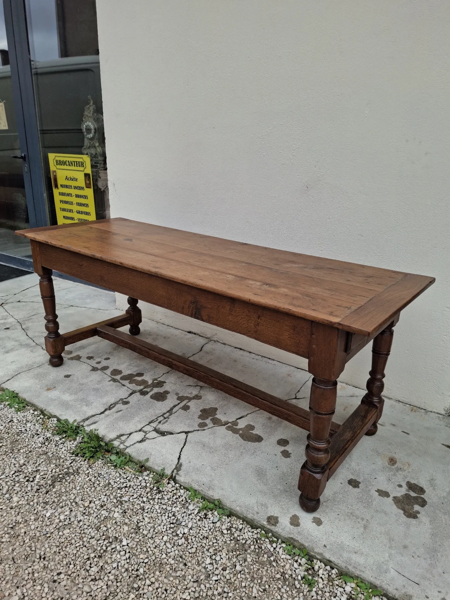 Rustic Burgundy farmhouse table from the 18th century in solid oak.